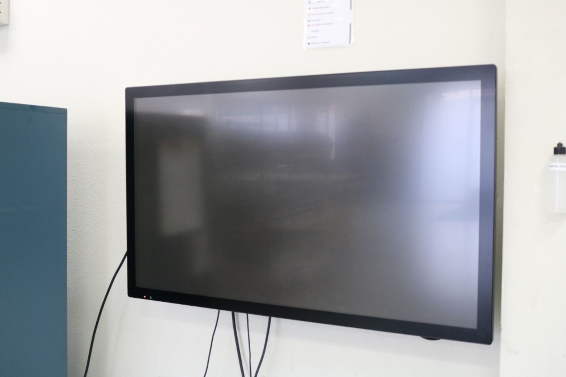 Sharp PN-401C Touchscreen On Flat Wall Mount, 42" Screen Size - Image 2 of 4