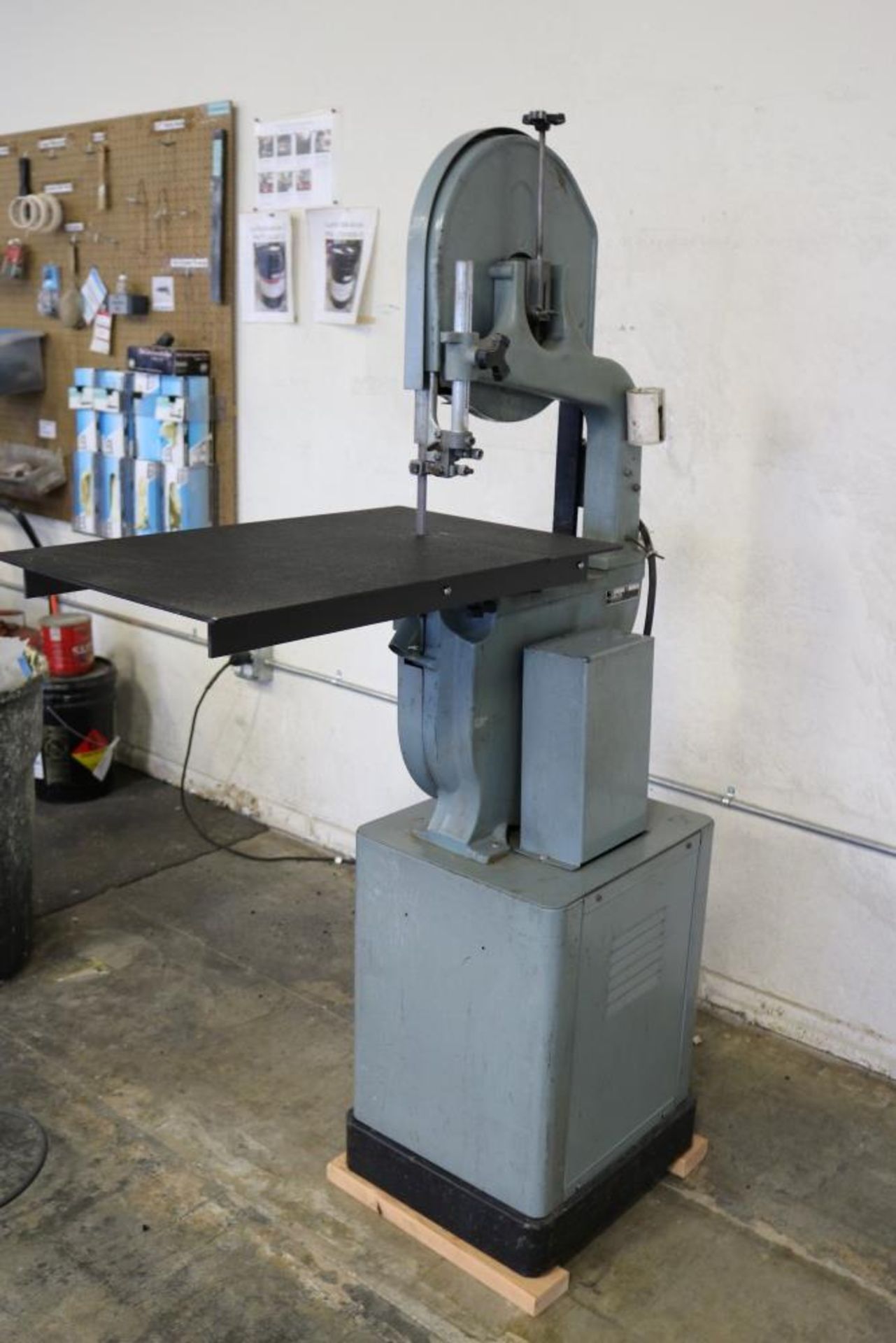 Delta Band Saw, 14" Model 28-203F - Image 3 of 6