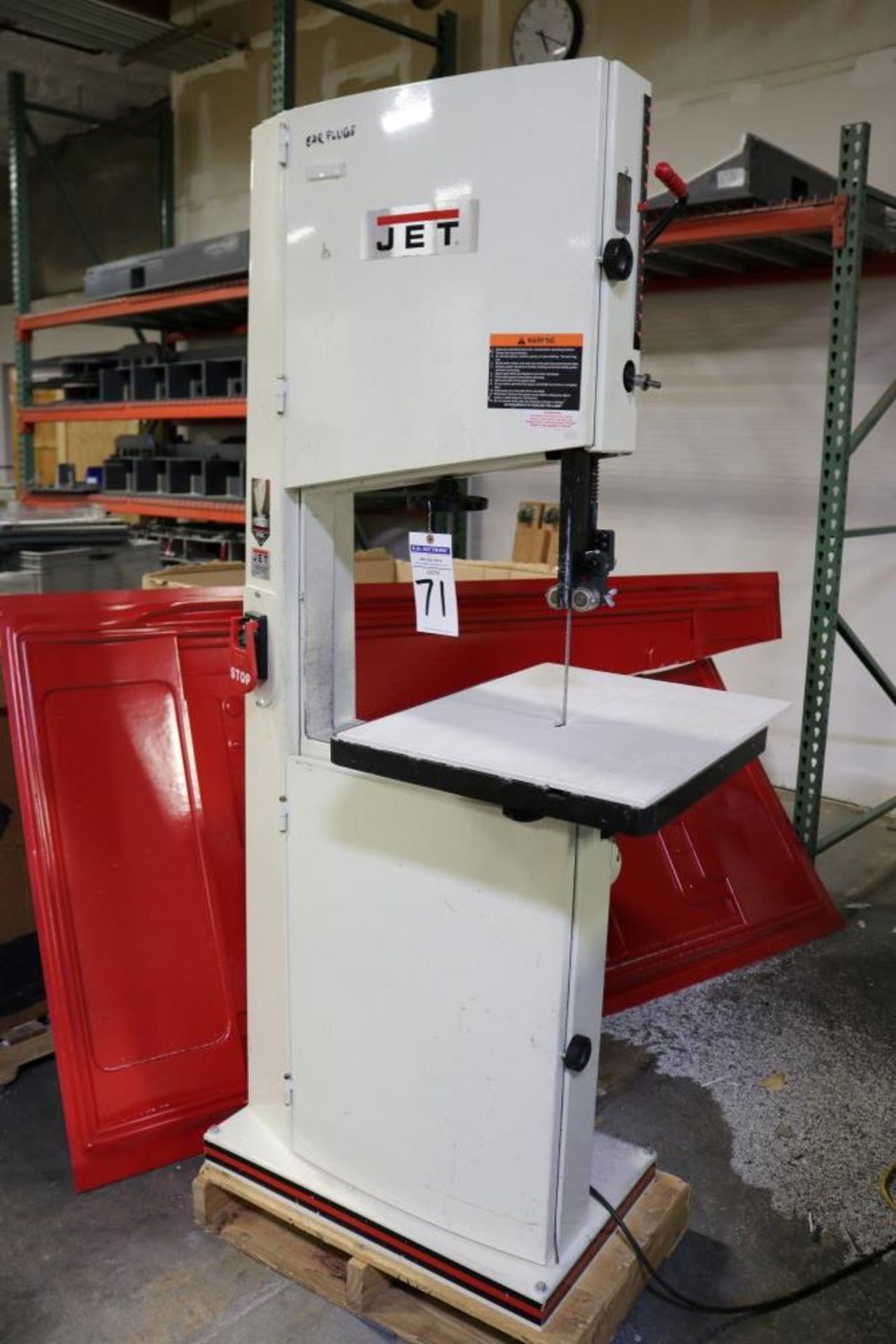 Jet 18" Woodworking Vertical Bandsaw with Quick Tension 1 3/4 HP Model JWBS-18QT - Image 8 of 8