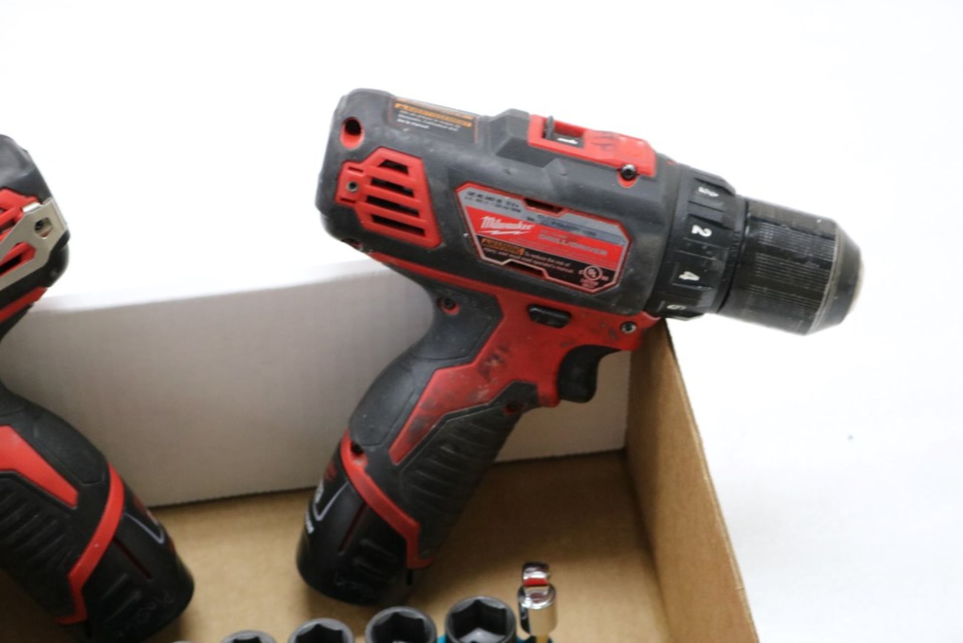 Milwaukee 1/4" Hex Impact Driver Cordless, Milwaukee 3/8" Drill Driver Cordless, Charging Station - Image 3 of 5