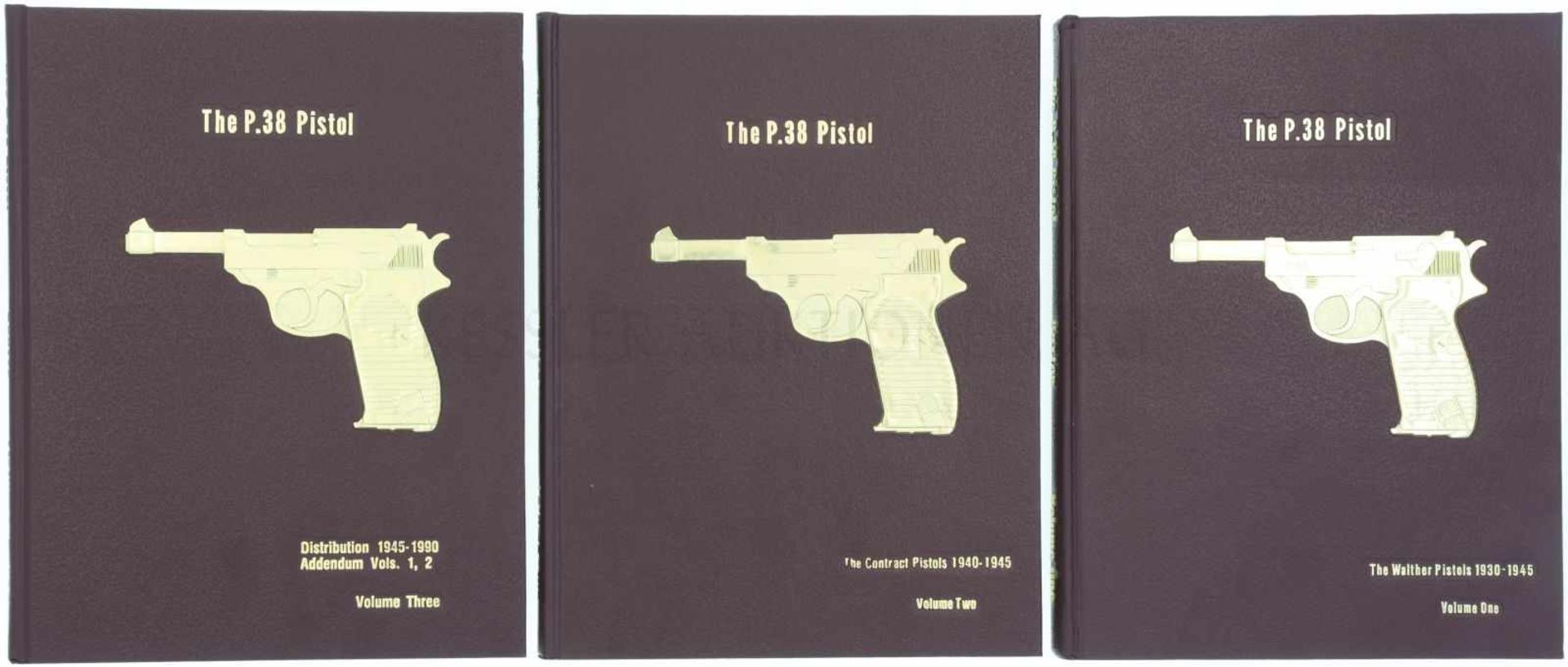 Konvolut von 3 Büchern "The P.38 Pistol" Autor Warren H. Buxton, Taylor Publishing Company, 1999, in