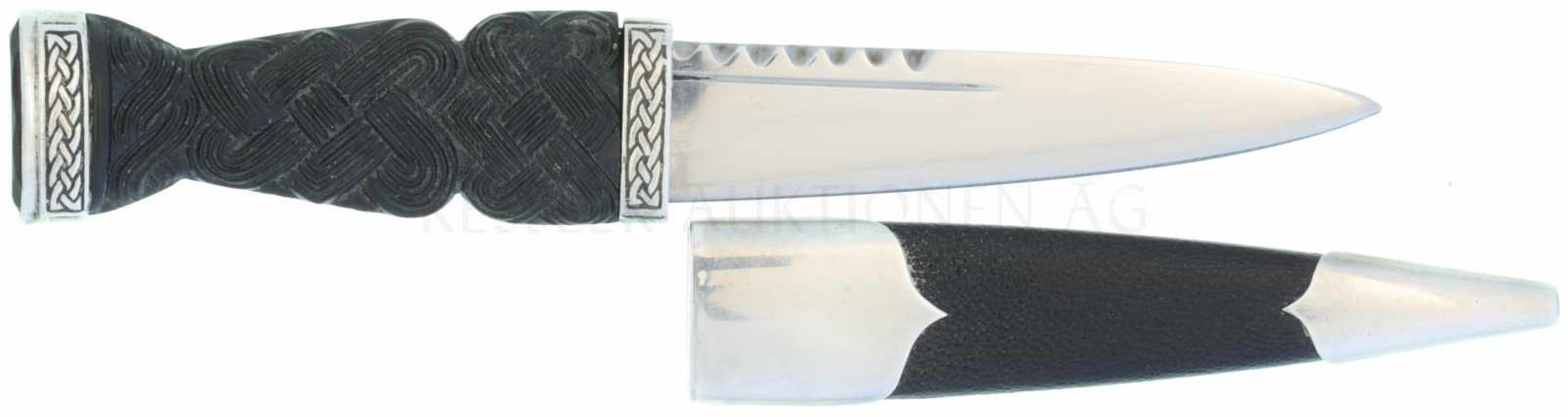 Schottischer Strumpf-Dolch Sgian dubh KL 95mm, TL 180mm, asymetrische Klinge mit "filework",