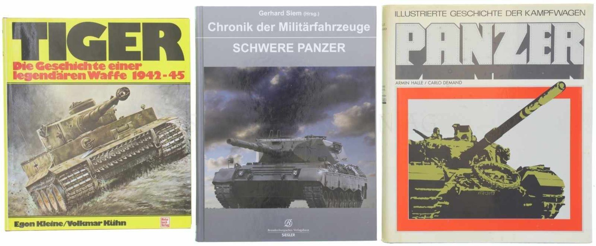 Konvolut von 3 Büchern "Panzer" 1. TIGER, Die Geschichte einer legendären Waffe 1942-45, Autoren