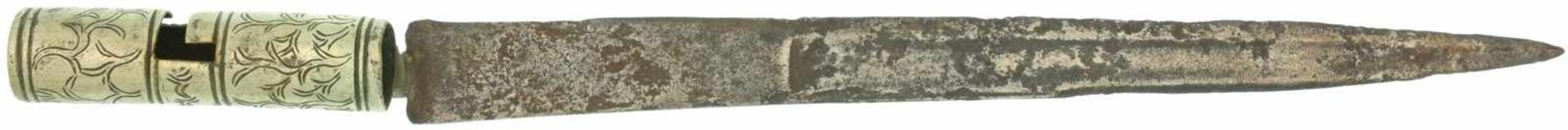 Tüllenbajonett, jagdlich, 18. Jahrhundert KL 320mm, TL 420mm, Klinge mit beidseitigem Hohlschliff,