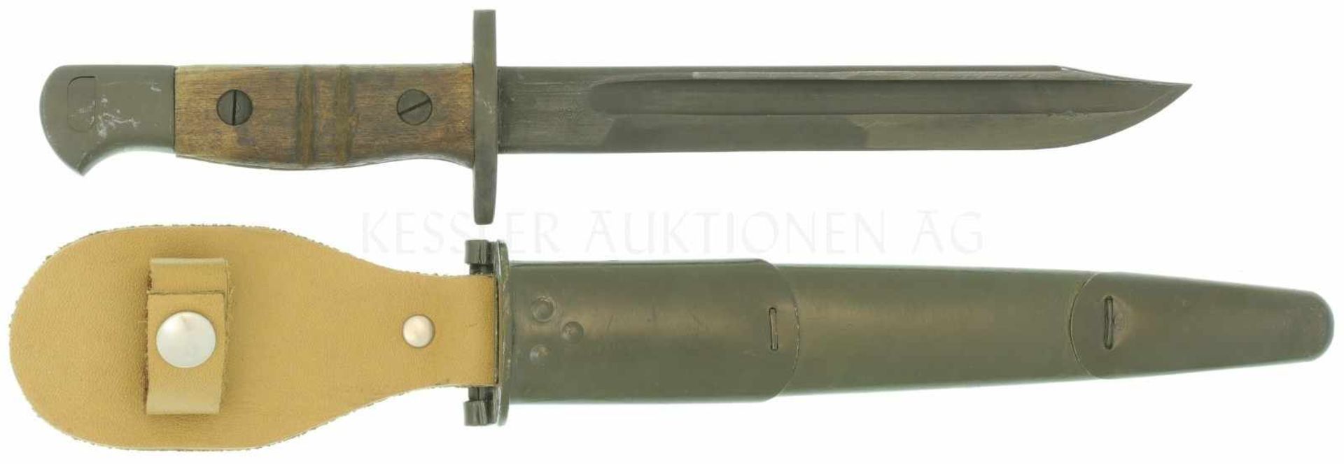 Bajonett, engl. Ord. 1913, gekürzt KL 188mm, TL 306mm, einseitig geschliffen, volle Wurzel,