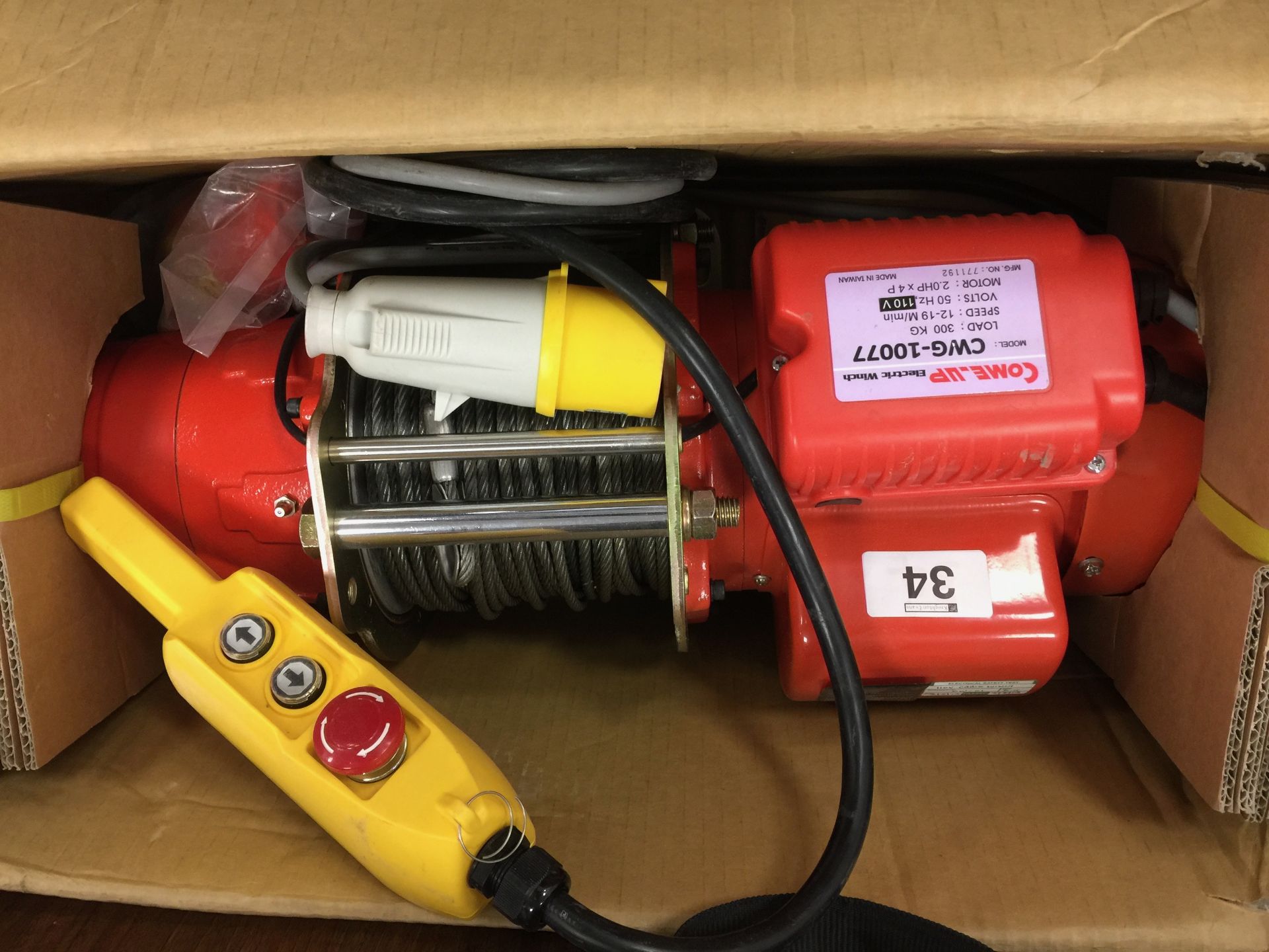 Come UP model CWG-10077 300kg electric winch - boxed looks like new
