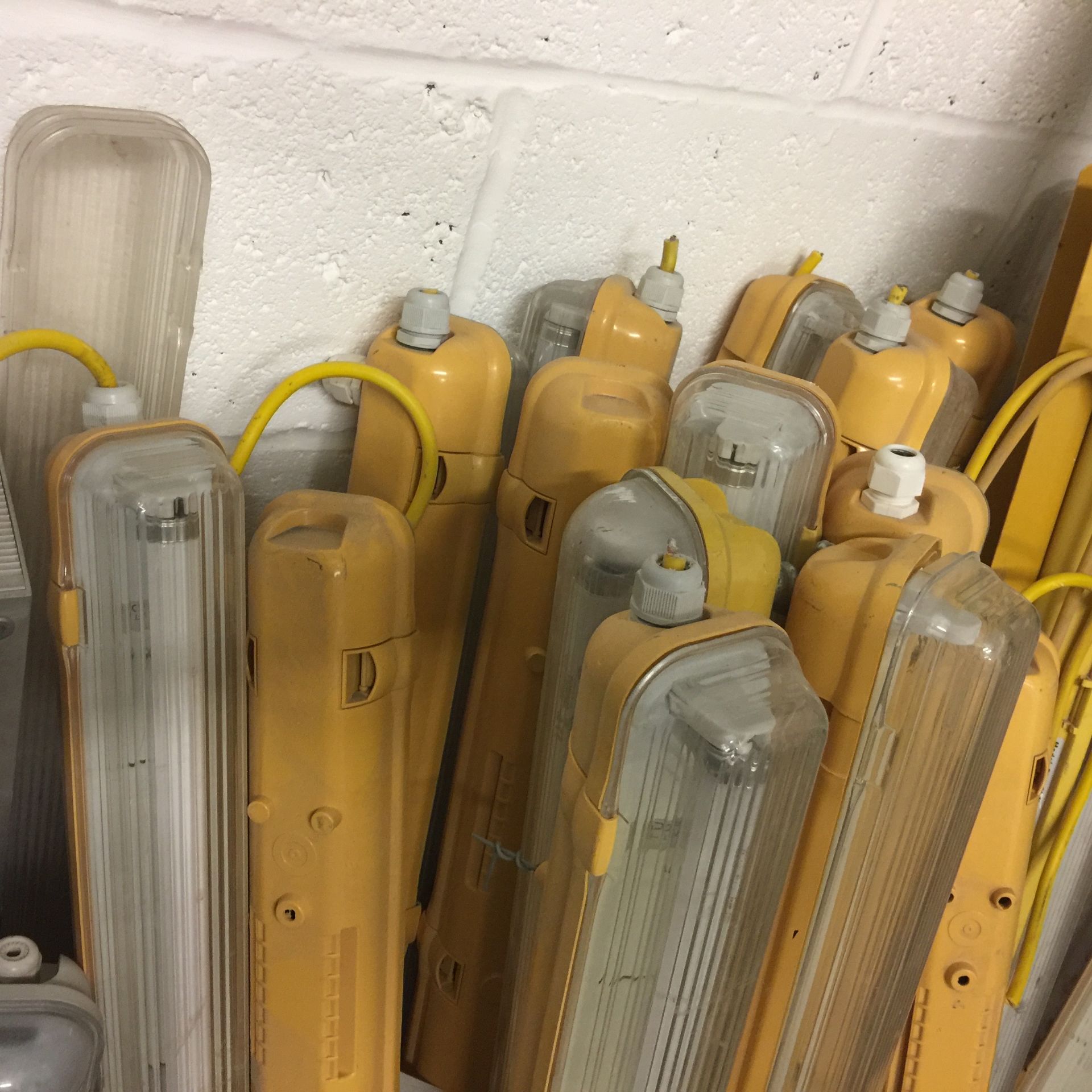 A large quantity of 110v site lights as per photos - Image 3 of 6