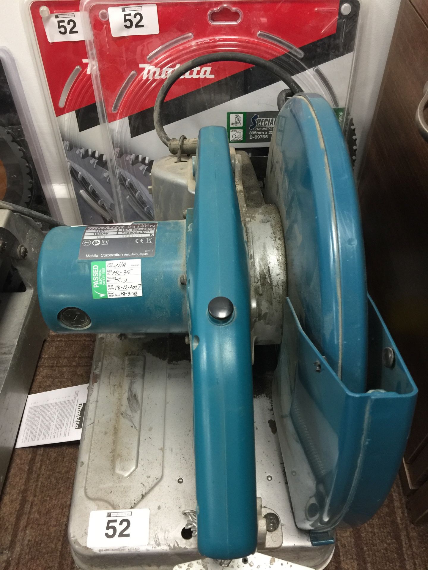 Makita 2414EN 110v cut-off saw with 2 x new 305mm blades