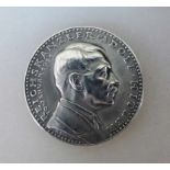 Silbermedaille auf den Wahlsieg der NSDAP 1933, Reichskanzler Adolf Hitler / Deutschlanderwache,