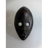 Maske, Afrika, Dan - Elfenbeinküste, Holz geschnitzt, 25cm x 15,5cm, um 1950 oder früher,Provenienz: