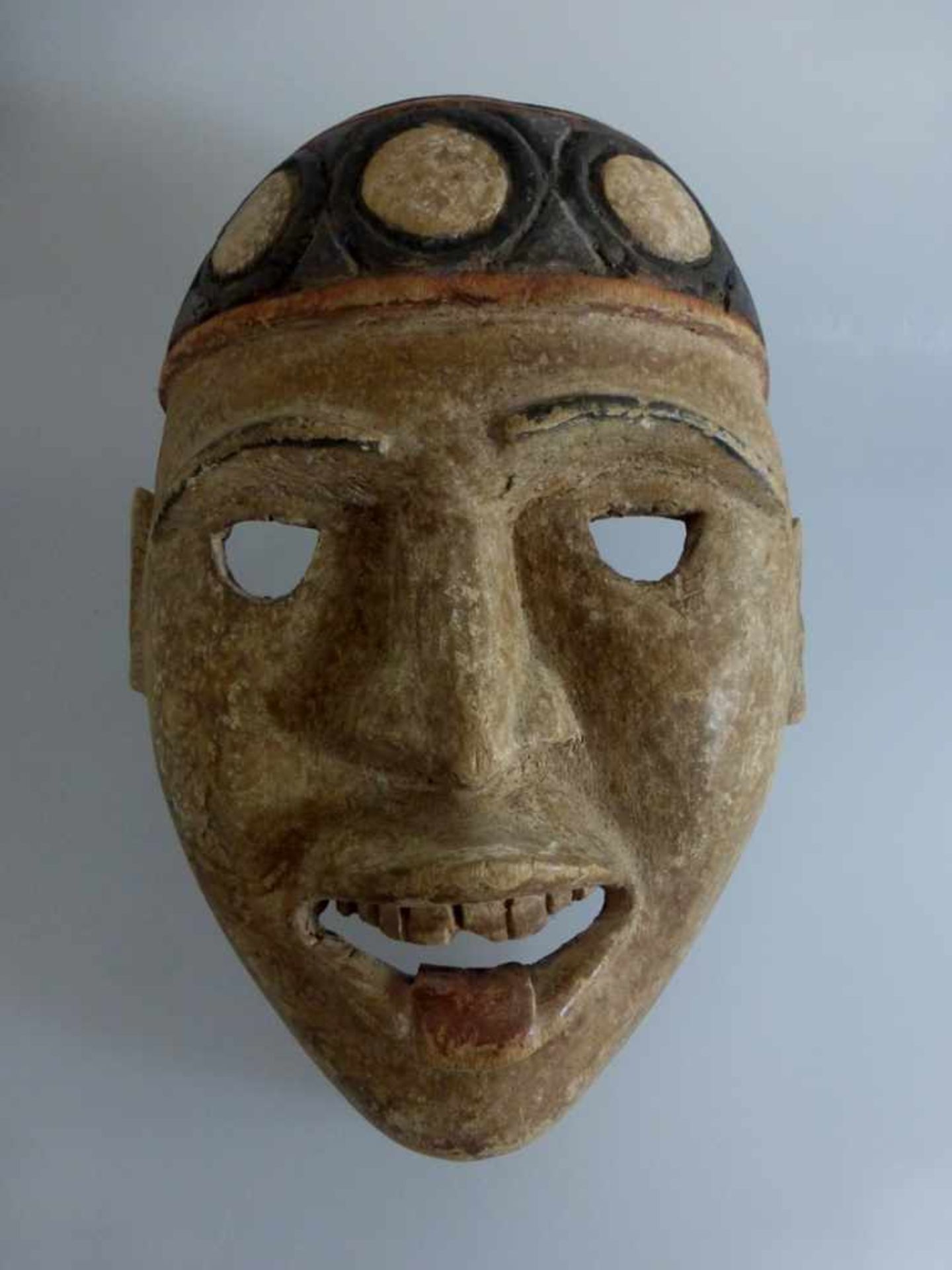 Maske, Afrika, Eket Nigeria, Holz geschnitzt, geöffneter Mund mit Zähnen, 28cm x 21cm, um1950,