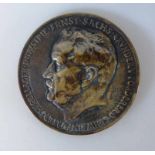 Bronzegußmedaillon, Medaille "Ernst Sachs 60 Jahre - Ehrenbürger von Schweinfurt 1927",Portrait,