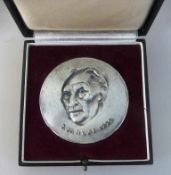 Medaille, Konrad Adenauer 1956, Dank für treue Mitarbeit, im Etui