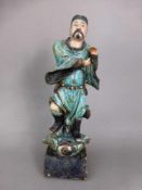 Figur im Tang - Stil, Ton glasiert, China um 1900, männliche Figur, wohl Hofbeamter, Kopfim