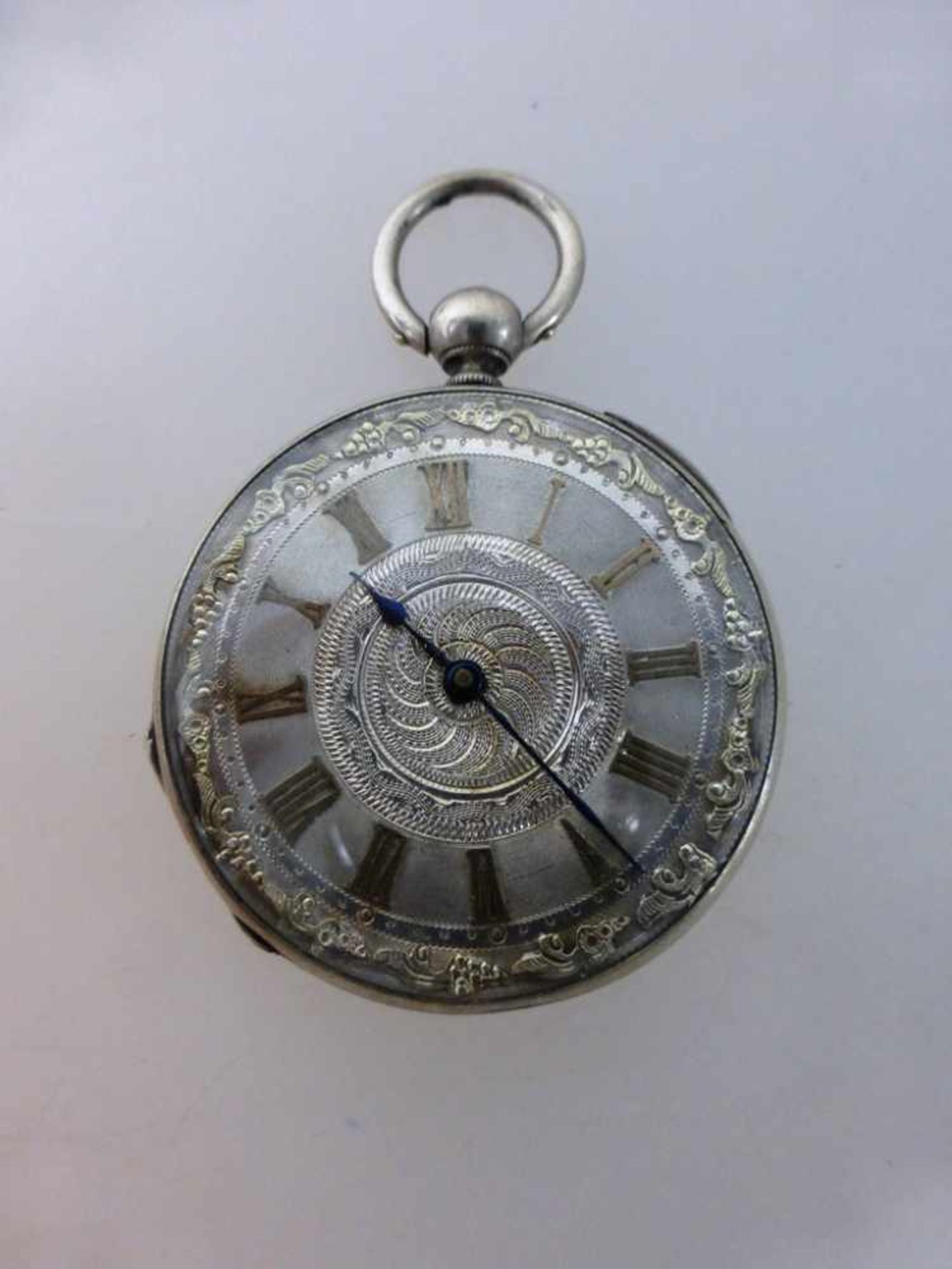 Englische Schlüsseltaschenuhr um 1890, Silber, d. 37,4mm, läuft an, Funktion n. gepr.- - -18.00 %