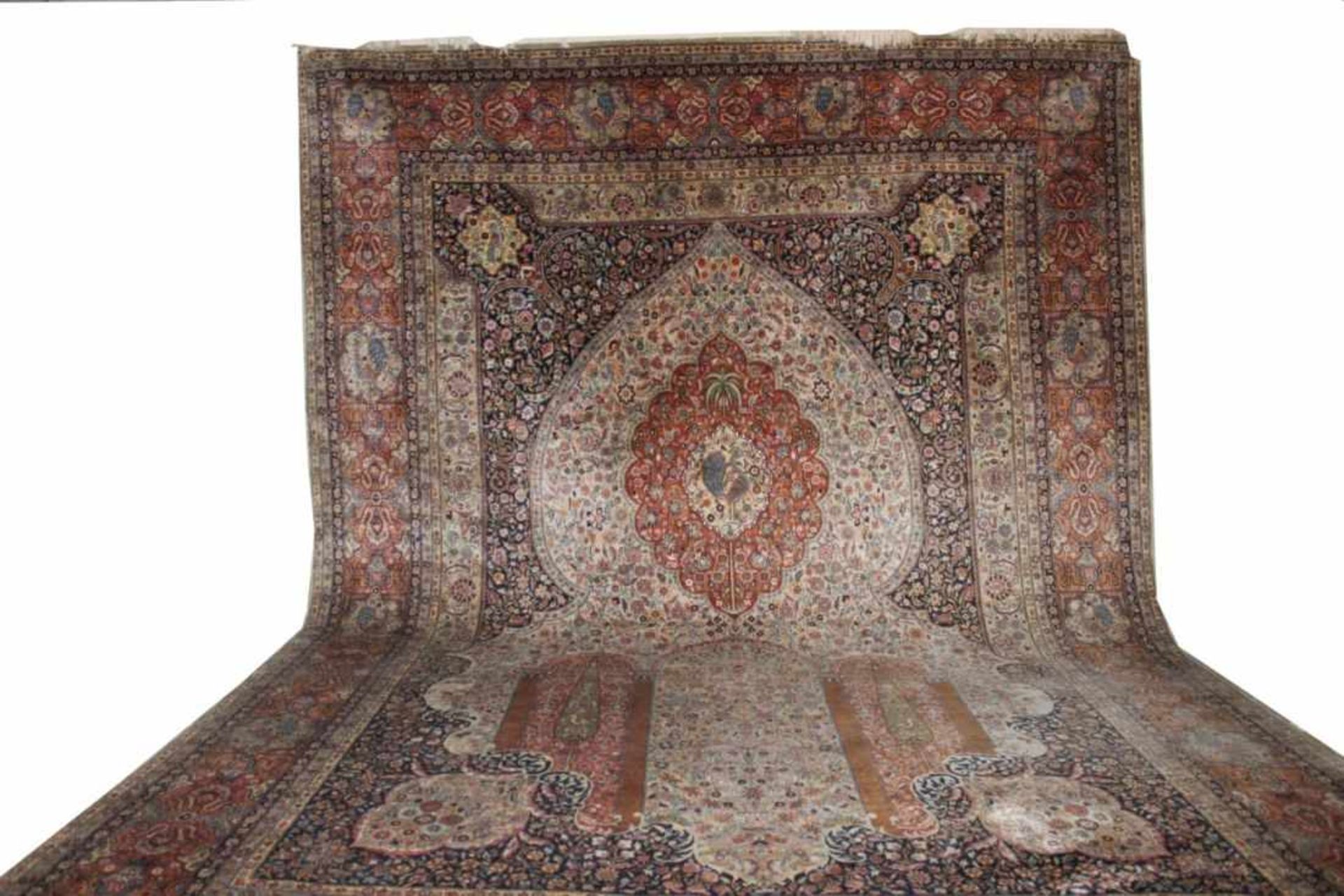 Großer Teppich - Kerman Indien zentrale Darstellung eines Mihrab, reiches florales Dekor, Maße ca.