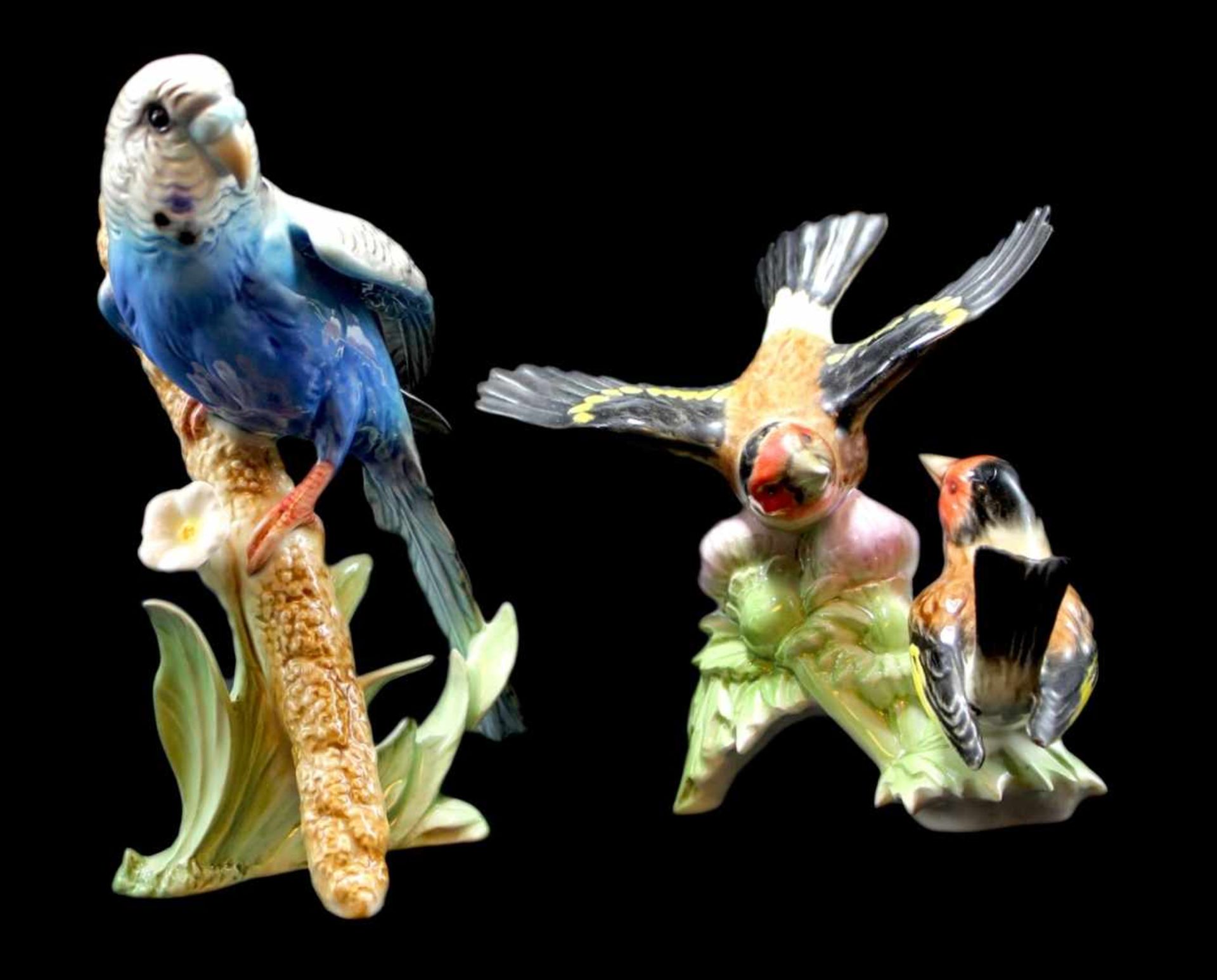 Paar Figuren - Marke Goebel "Papagei und Vogelpaar", geprägt 1967 und 1973, Porzellan bunt