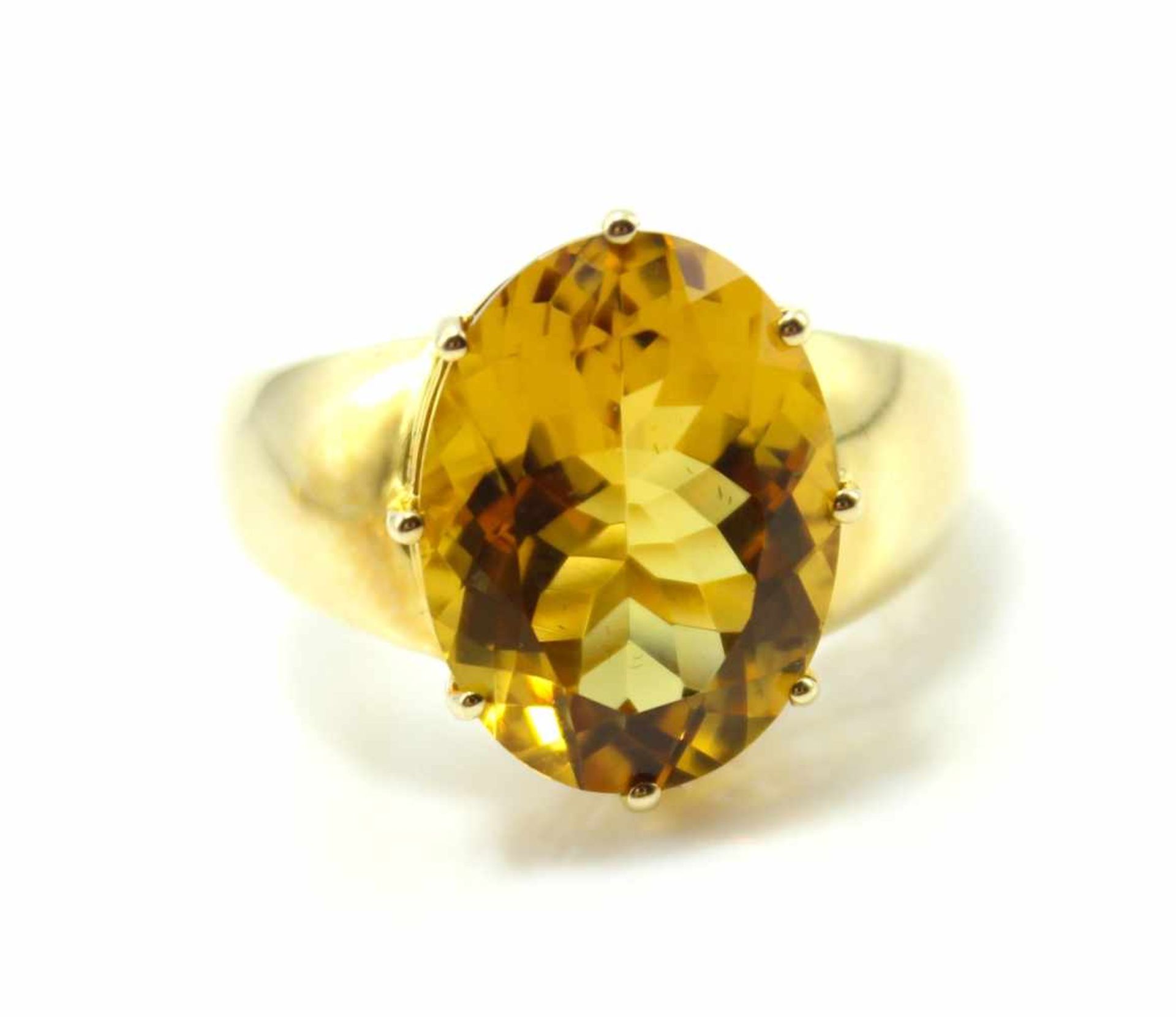 Goldener Damenring - Gelbgold gest. 585 mit Edelberyll ausgefasst, ca. 7-8 ct. im Ovalschliff, am