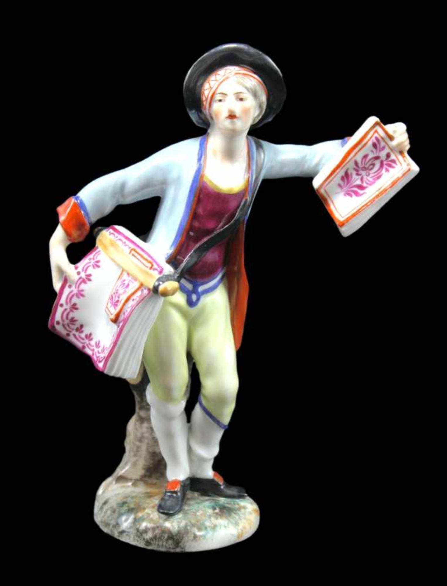 Figur - wohl Passau Ende 19.Jahrhundert " Zeitungsausträger ", blaue Ludwigsburger Carl Eugen Marke,