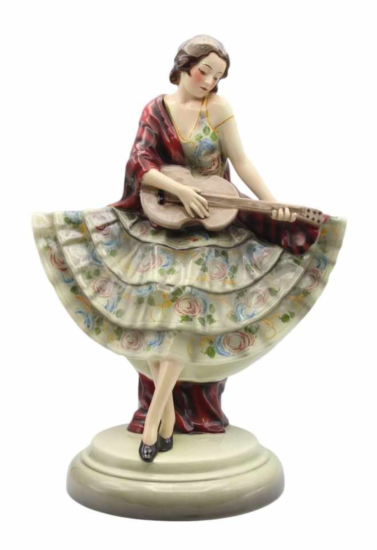 Figur - Entwurf Josef Lorenzl (1882 Wien 1950) "Junge Dame beim Musizieren", im Sockel rückseitig