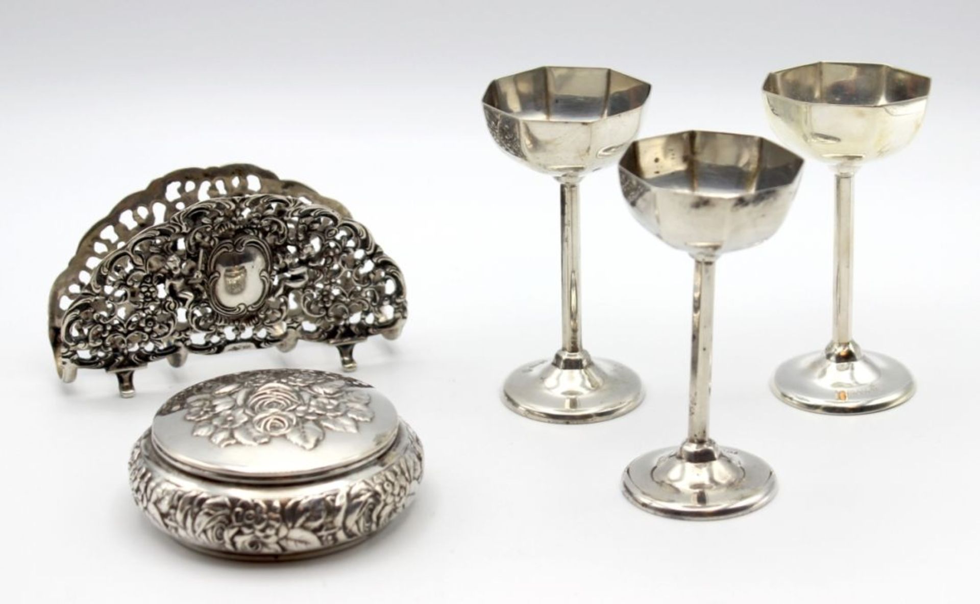 Lot Silber - 20.Jahrhundert 1. Deckeldose, Silber gest. 800, Halbmond und Krone, Herstellermarke