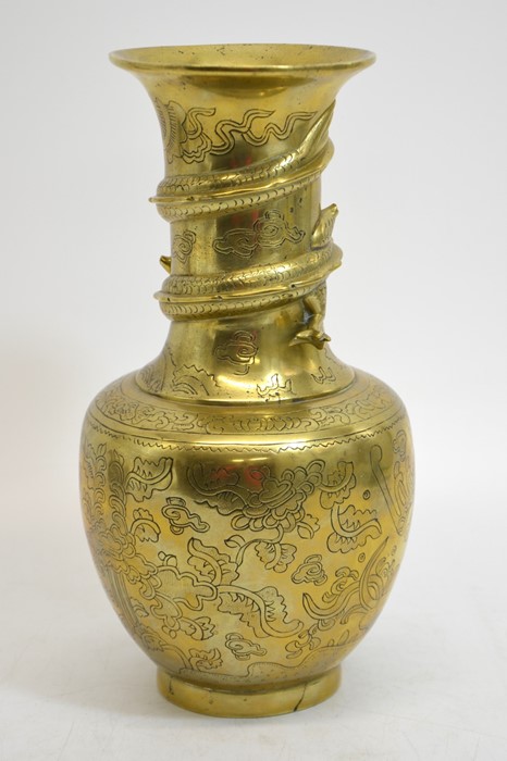 An Oriental cast bronze vase - Image 4 of 5