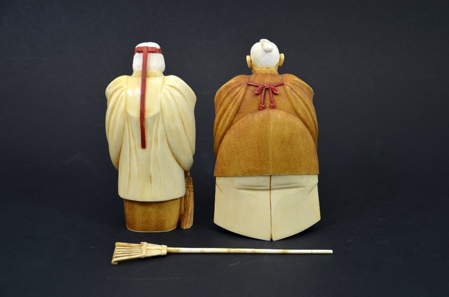 λ A pair of 19th century Japanese carved ivory okimonos - Image 3 of 5