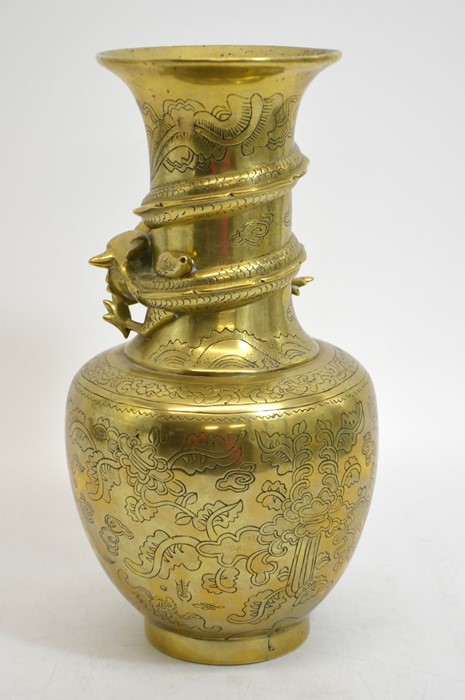 An Oriental cast bronze vase - Image 3 of 5