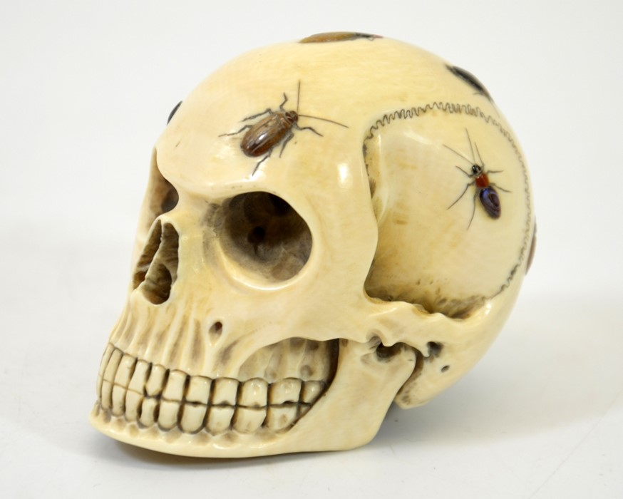 λ A 19th century Japanese Shibayama skull, Meiji - Image 2 of 6