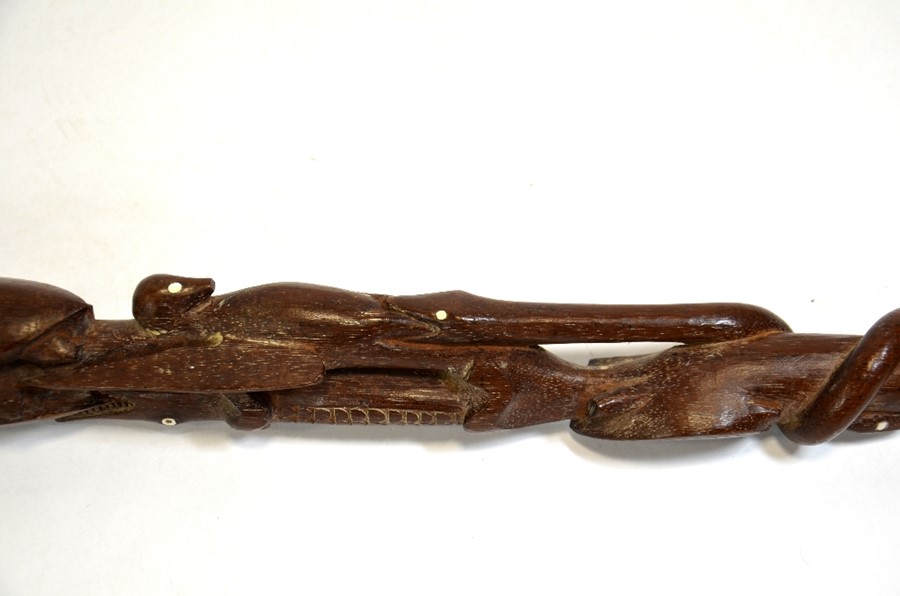 A tribal carved wood staff, 19th or 20th century - Image 5 of 6