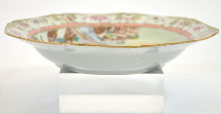 A Chinese famille rose dish, Qianlong, circa 1750 - Image 5 of 6