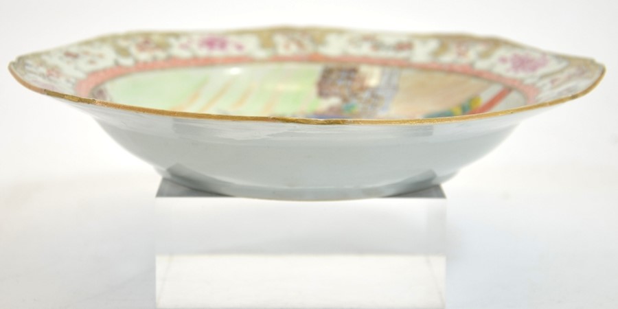 A Chinese famille rose dish, Qianlong, circa 1750 - Image 4 of 6