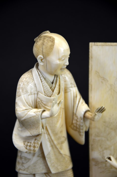 λ A 19th century Japanese carved ivory okimono, Meiji - Image 5 of 7