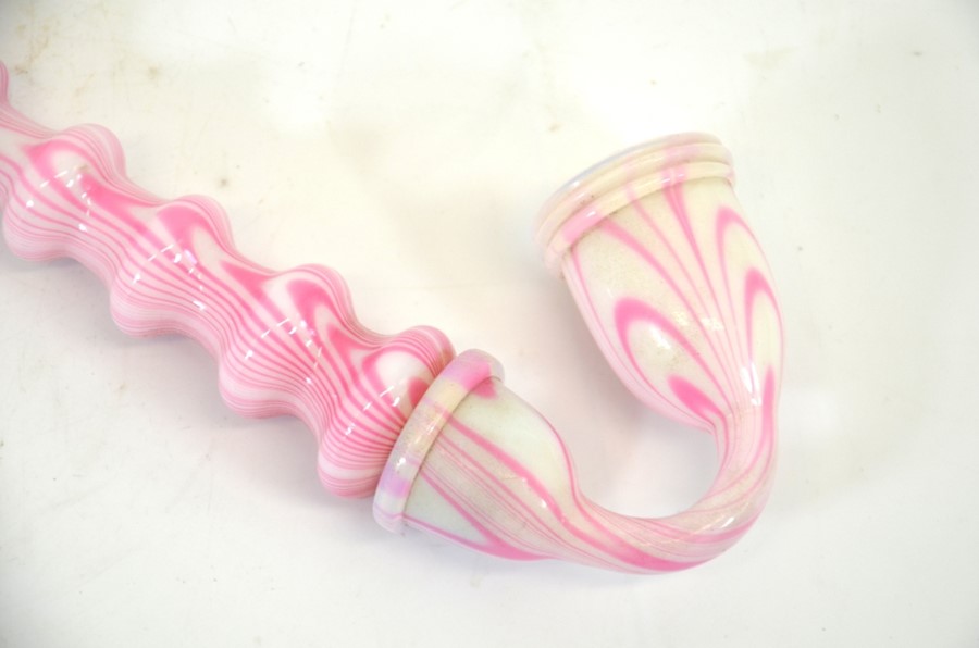 A Nailsea glass pipe, pink and white opaque - Image 3 of 4