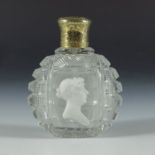 An Apsley Pellatt glass portrait scent bottle