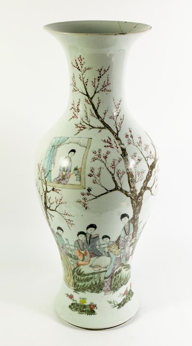 A large Chinese Export Famille Verte 棠尊 Haitangzun vase - Image 2 of 6