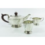 An Elizabeth II silver three piece tea set, Mappin and Webb