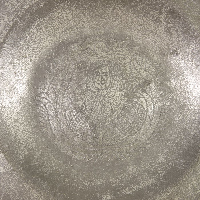 A Charles II pewter broad rimmed dish - Image 2 of 3