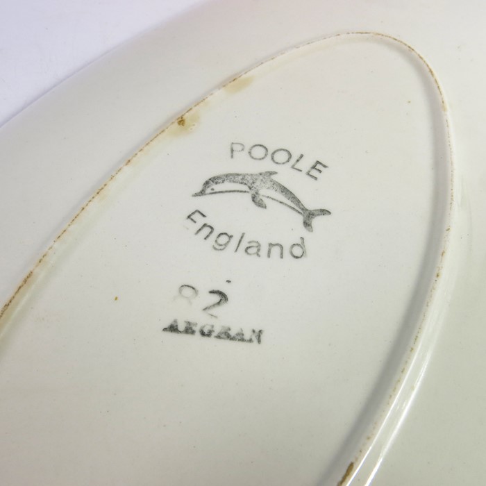 A Poole Aegean dish and a Delphis plate - Image 4 of 4