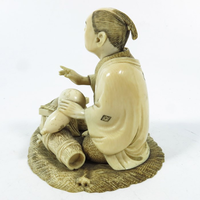 A 19th century Japanese ivory okimono - Image 2 of 6