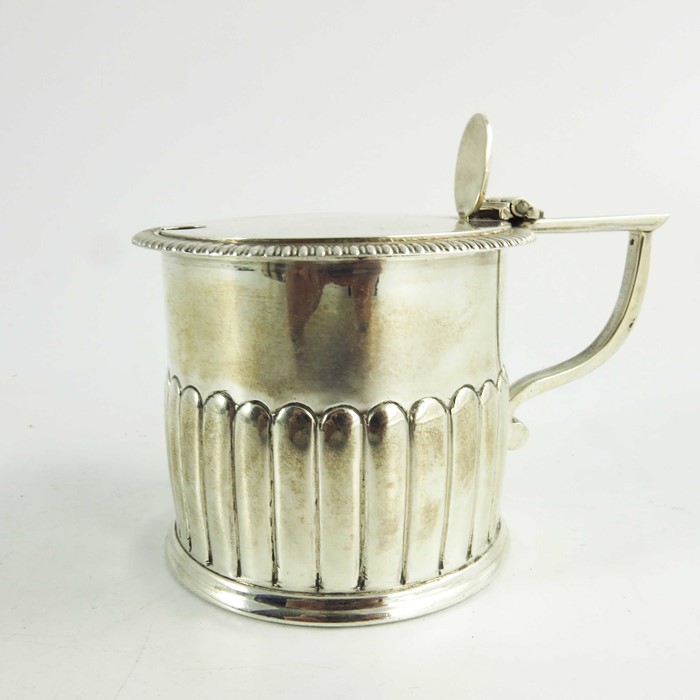 An Elizabeth II silver mustard pot, - Image 2 of 4