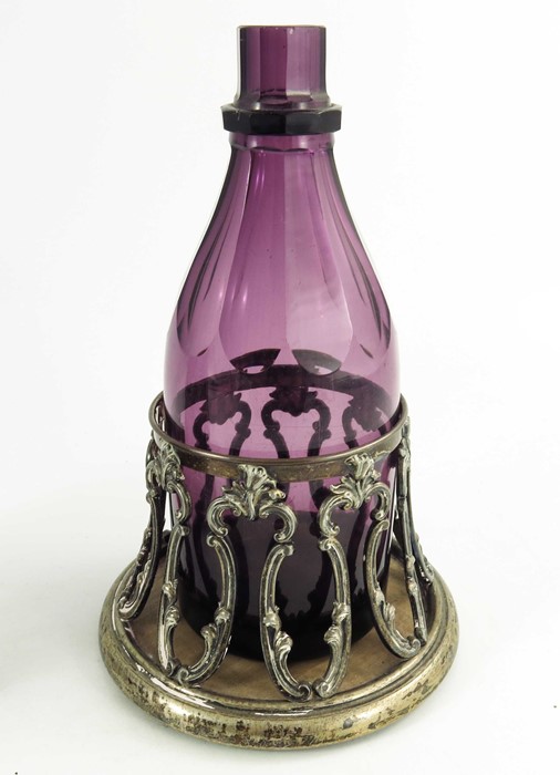 A pair of William IV amethyst glass decanters in original Old Sheffield Plate coasters - Image 6 of 9