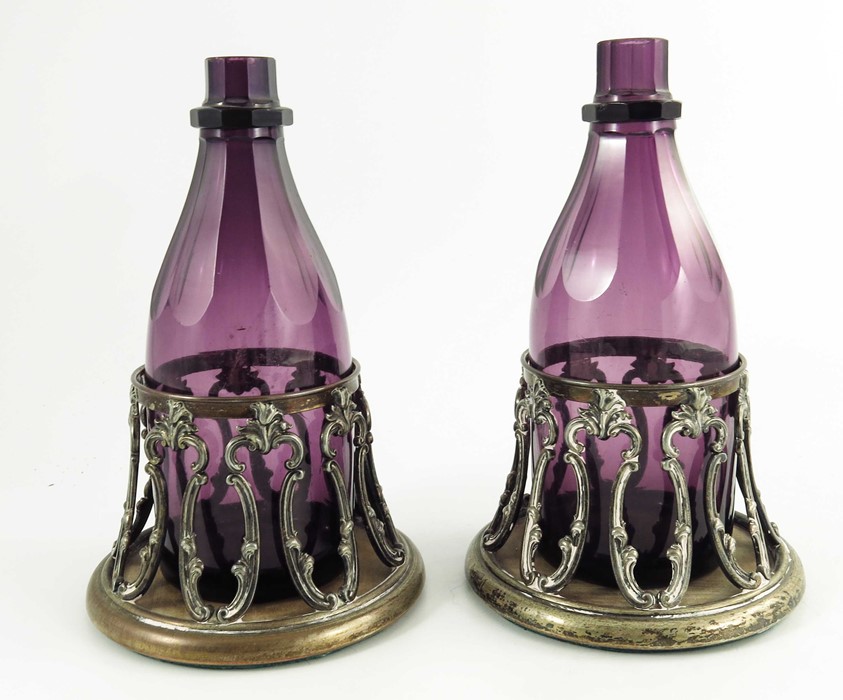 A pair of William IV amethyst glass decanters in original Old Sheffield Plate coasters - Image 4 of 9