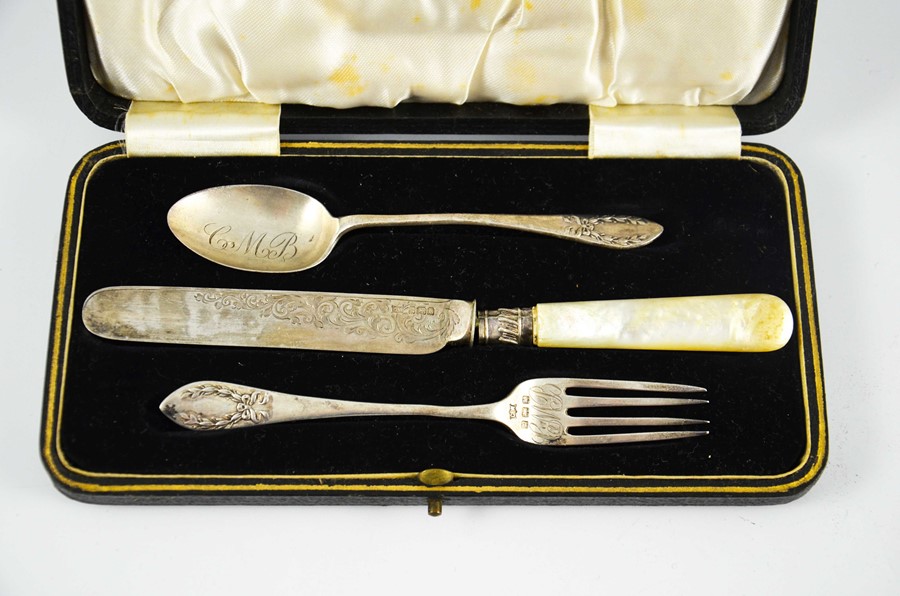 An Edwardian silver christening set, Charles Wilkes - Image 2 of 4