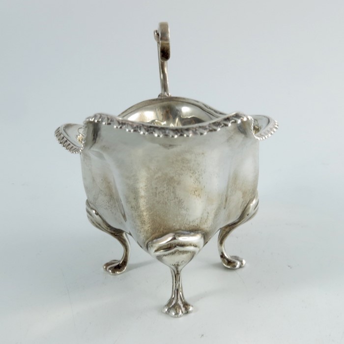 An Edwardian silver sauce boat, Deakin and Francis - Image 4 of 5