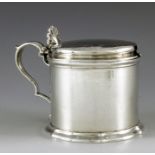 Edward and John Barnard, London 1852, a Victorian silver mustard pot, plain cylindrical form, with e