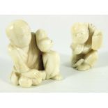 Two 19th century Japanese netsuke, Meiji, modelled as crouching figures