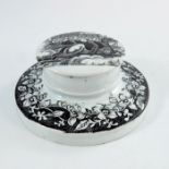 A Prattware black and white printed inkwell