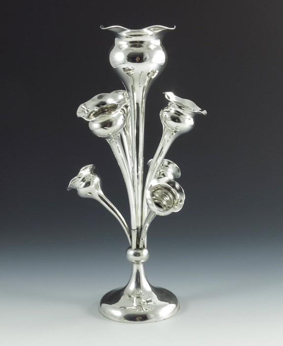 An Edwardian silver epergne, Fattorinin and Sons - Image 10 of 10