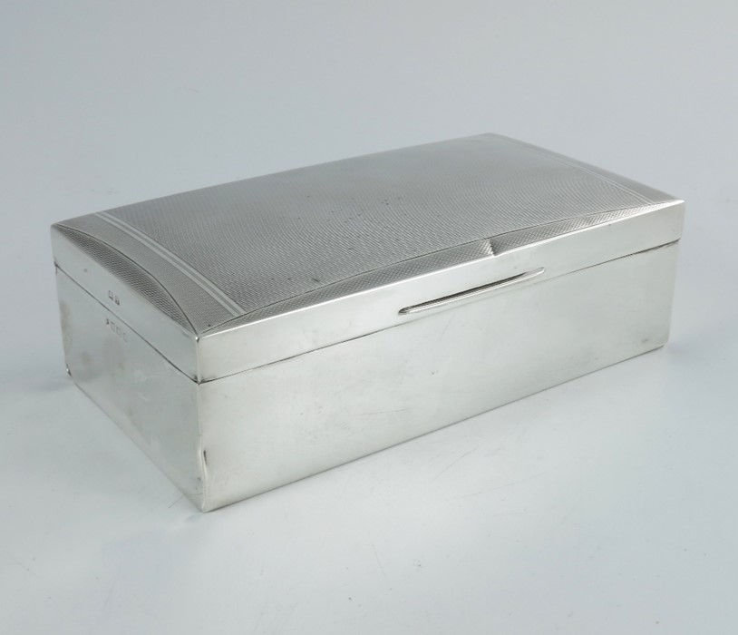 A George VI silver cigar box, Alfred Deeley